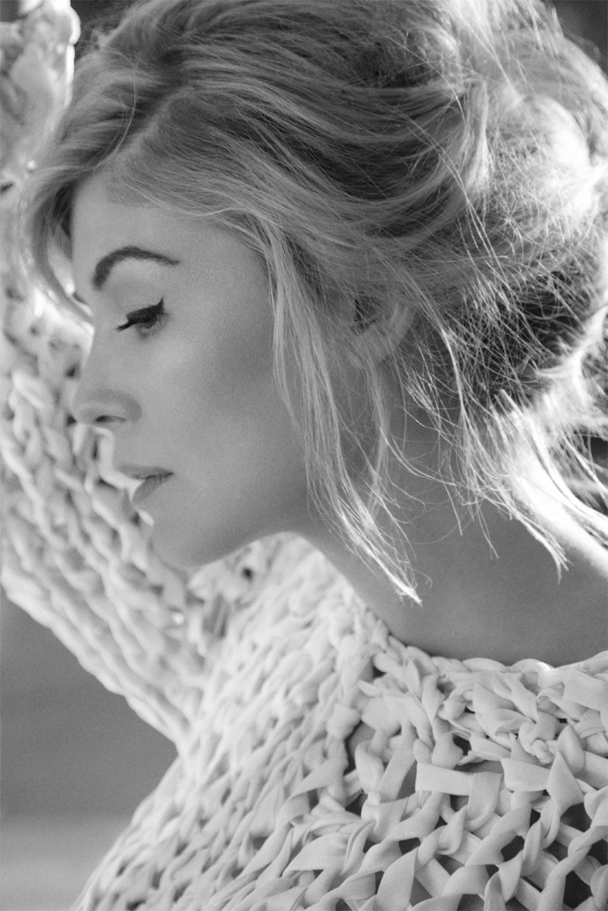 Rosamund Pike photo #300598