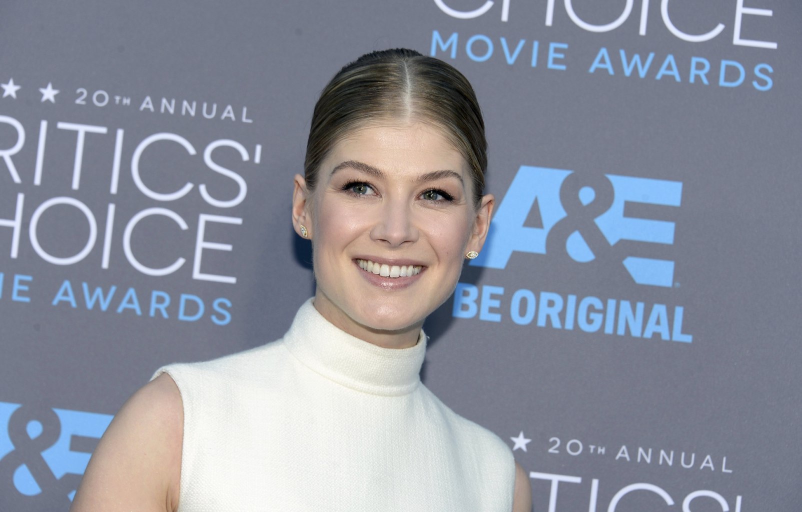 Rosamund Pike photo #635594