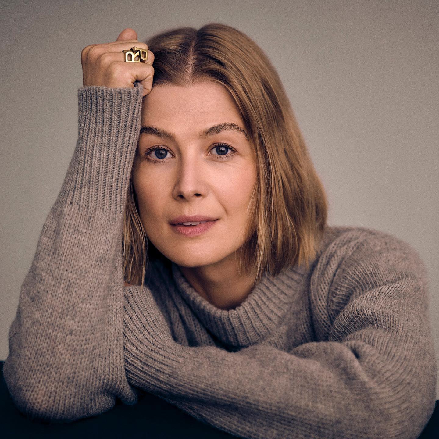 Rosamund Pike photo #1014621