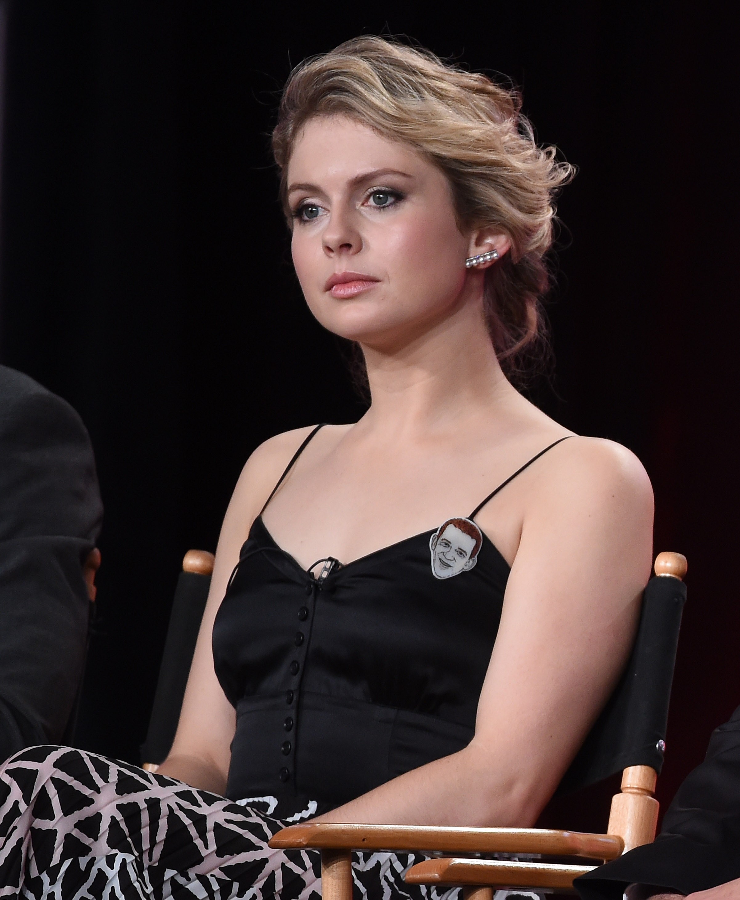 Rose McIver photo #1019536