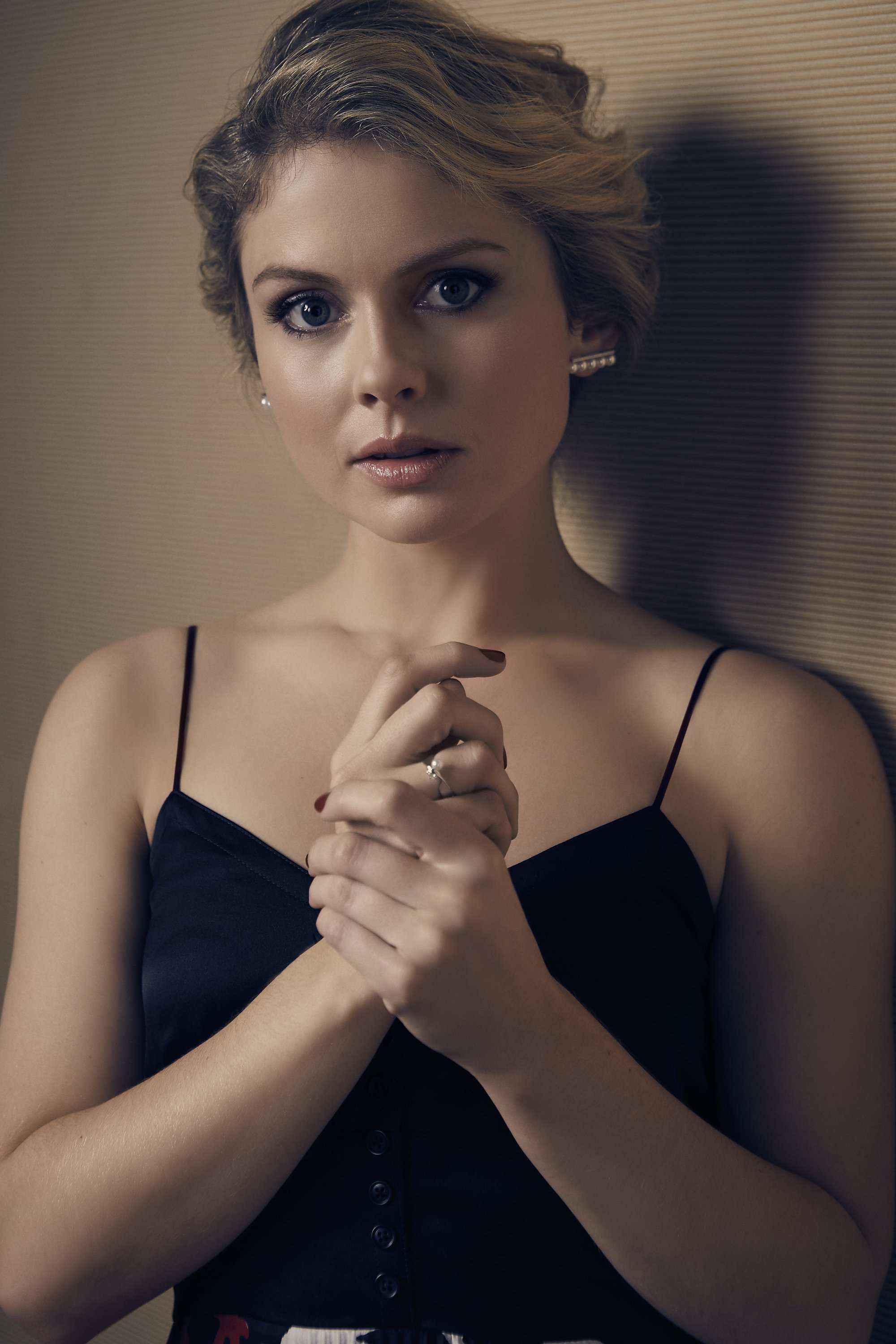 Rose McIver photo #1019530