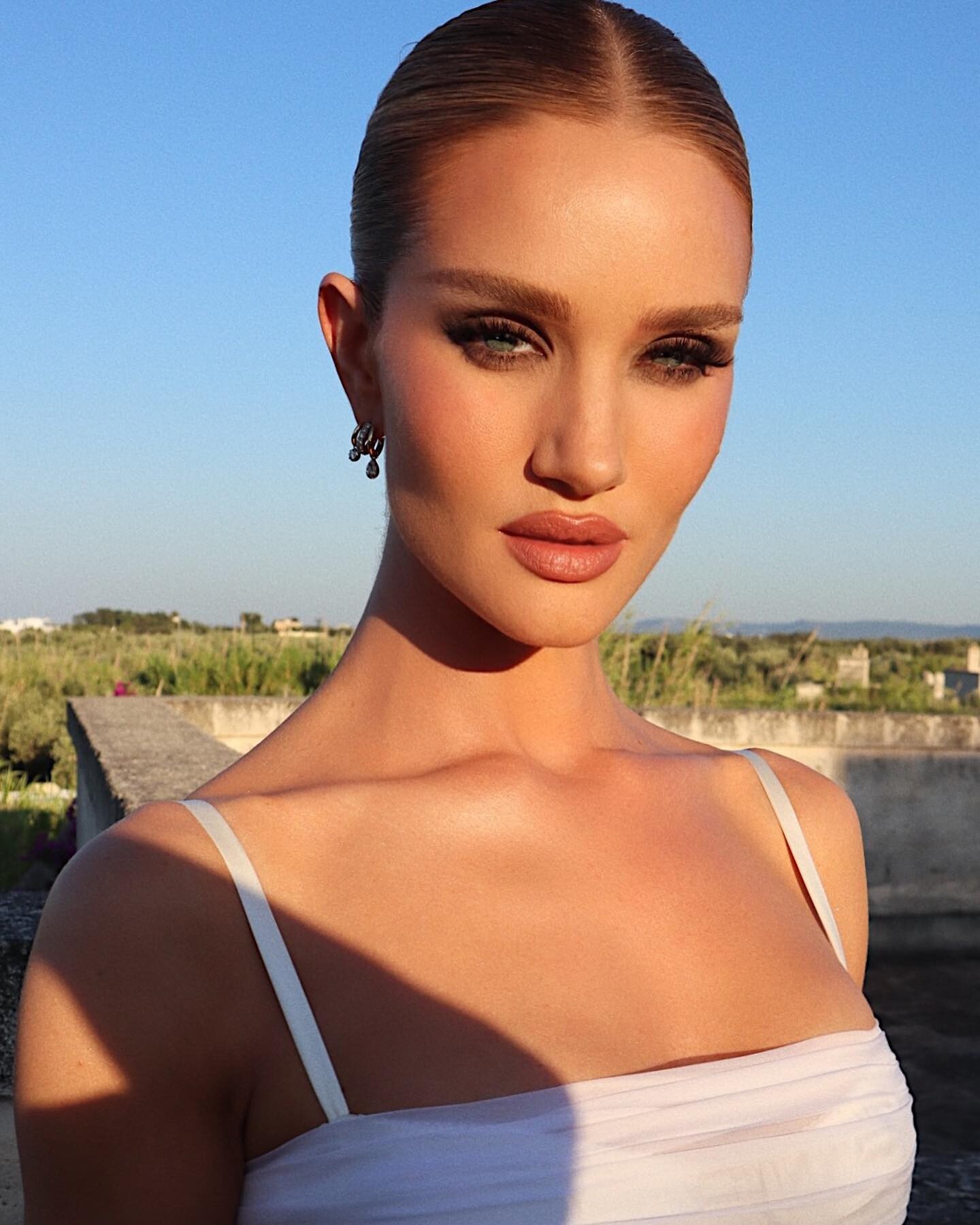 Rosie Huntington-Whitely photo #1057709