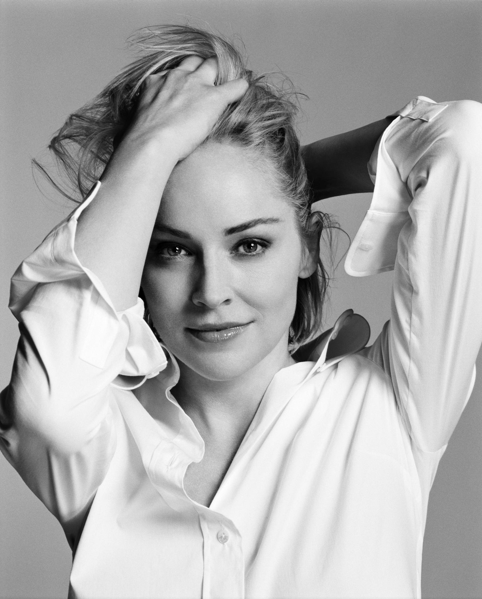 Sharon Stone photo #16979