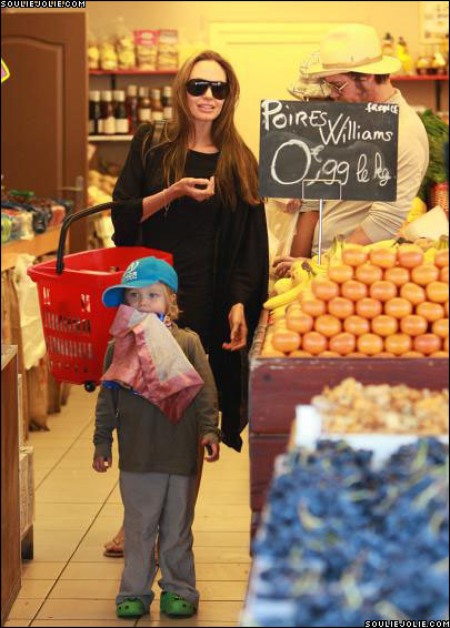 Shiloh Nouvel Jolie-Pitt photo #147292