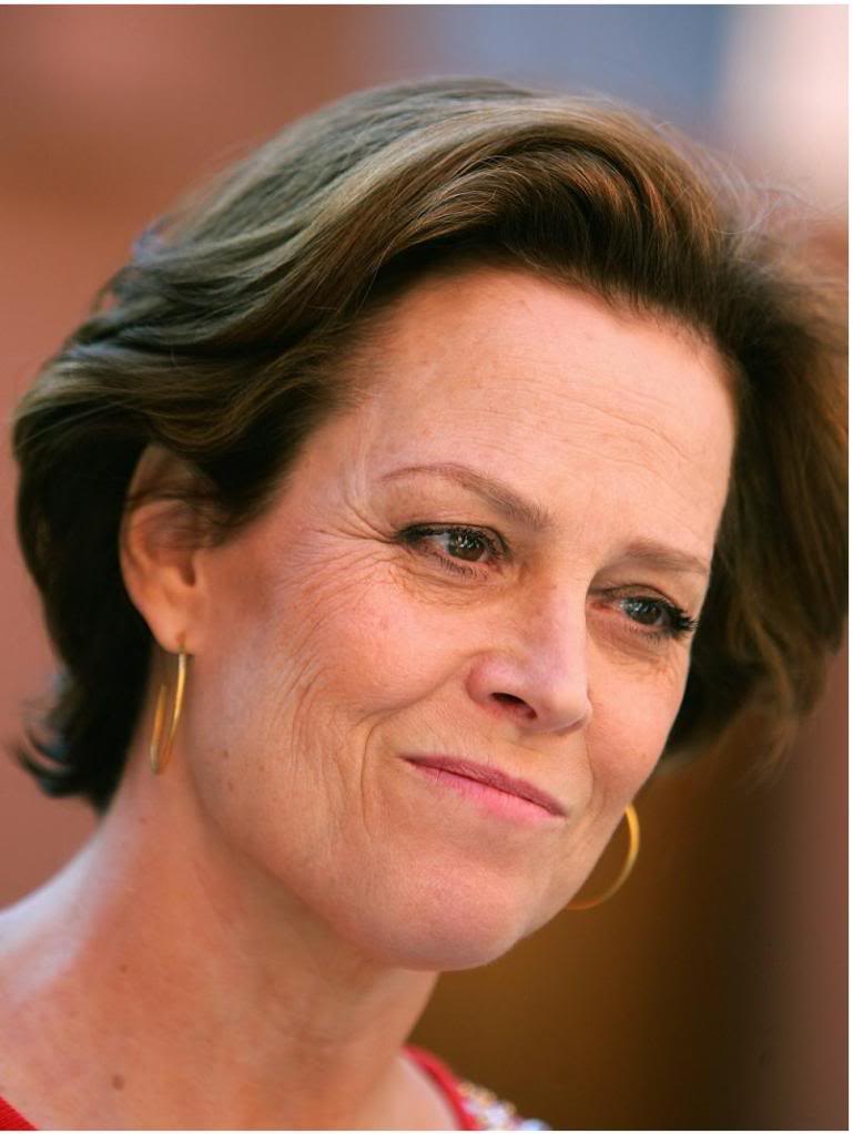 Sigourney Weaver photo #221521