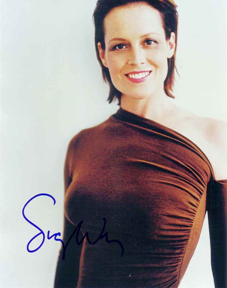 Sigourney Weaver photo #221190