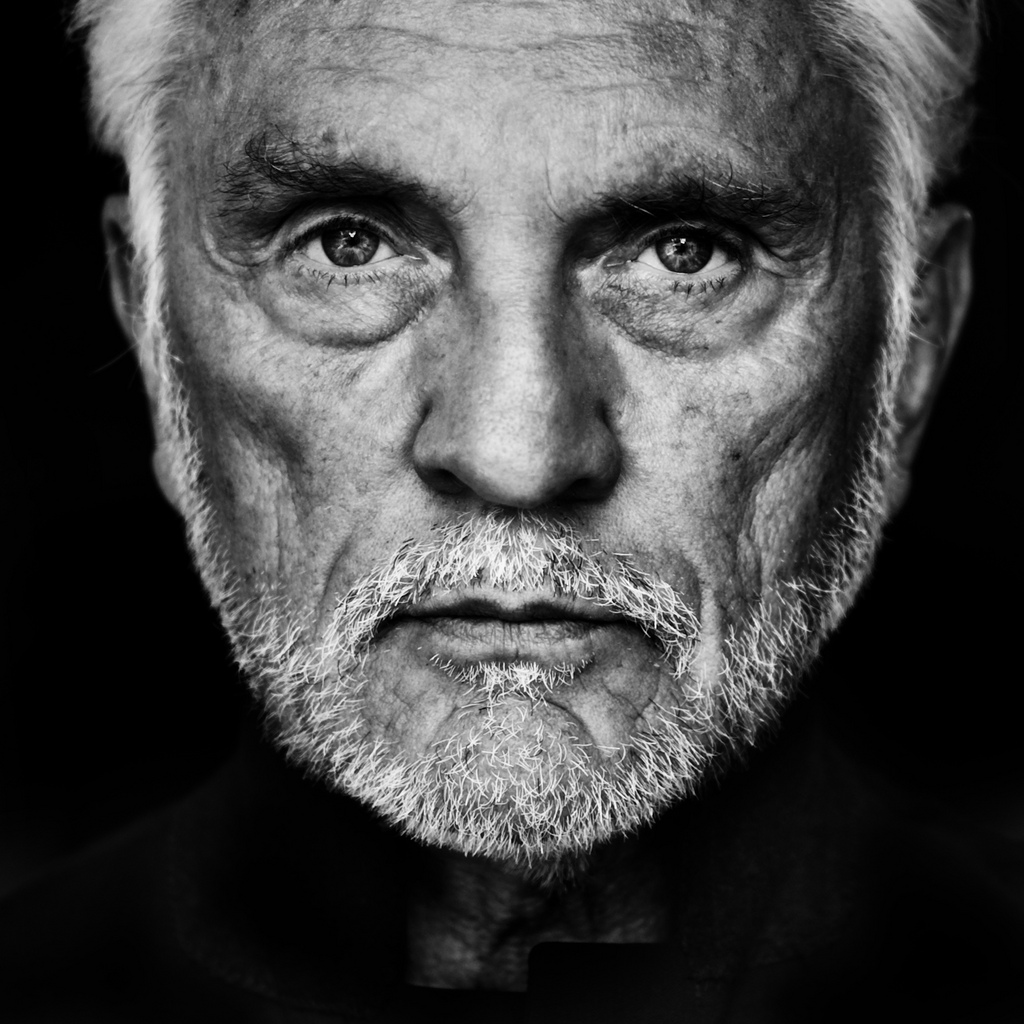 Terence Stamp photo #284931