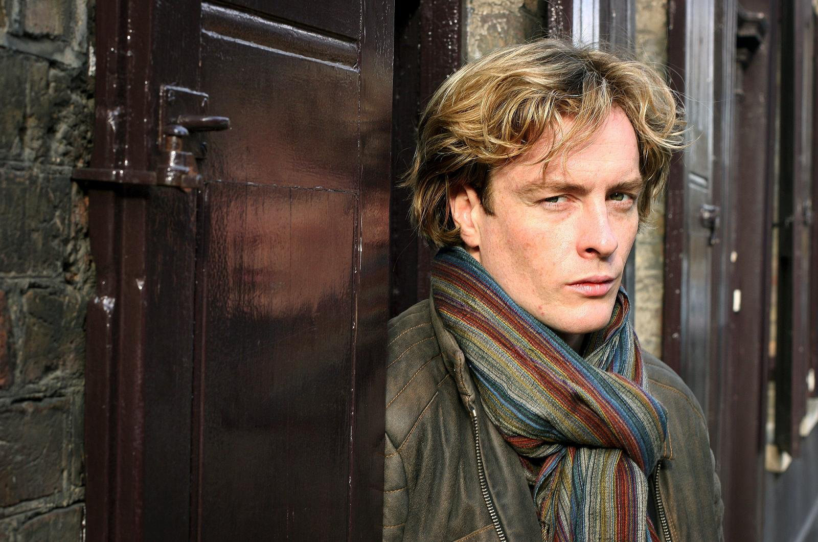 Toby Stephens photo #279953