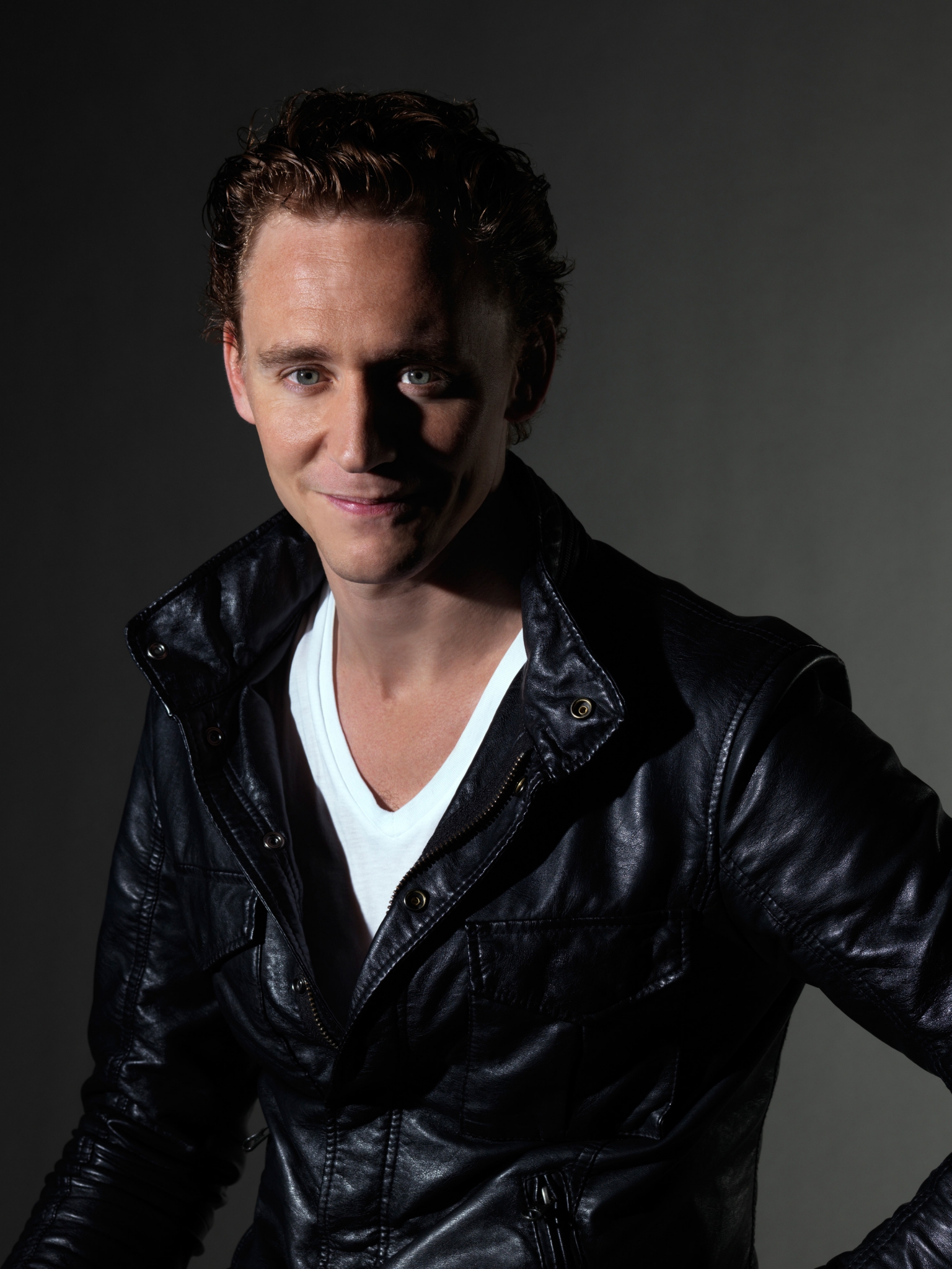 Tom Hiddleston photo #540816