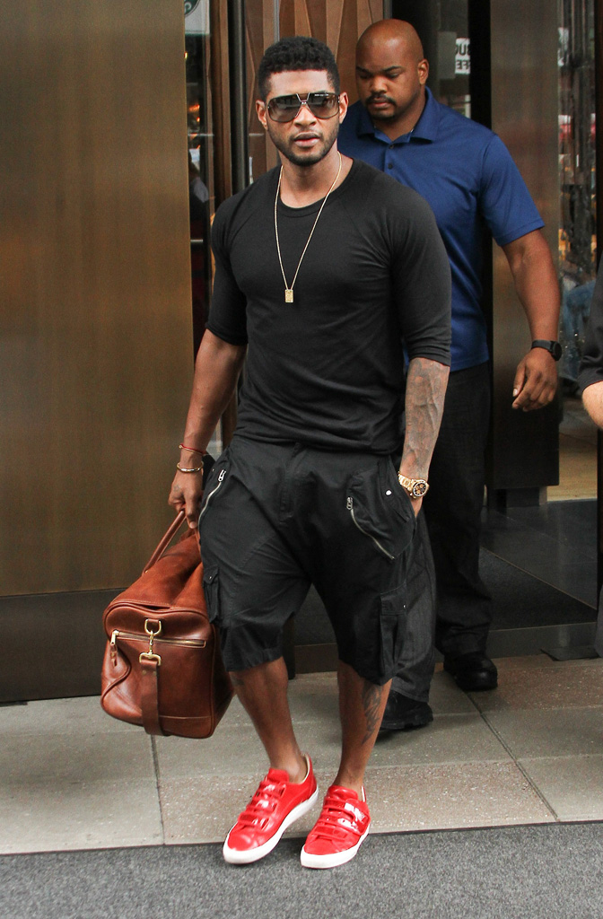 Usher photo #310312