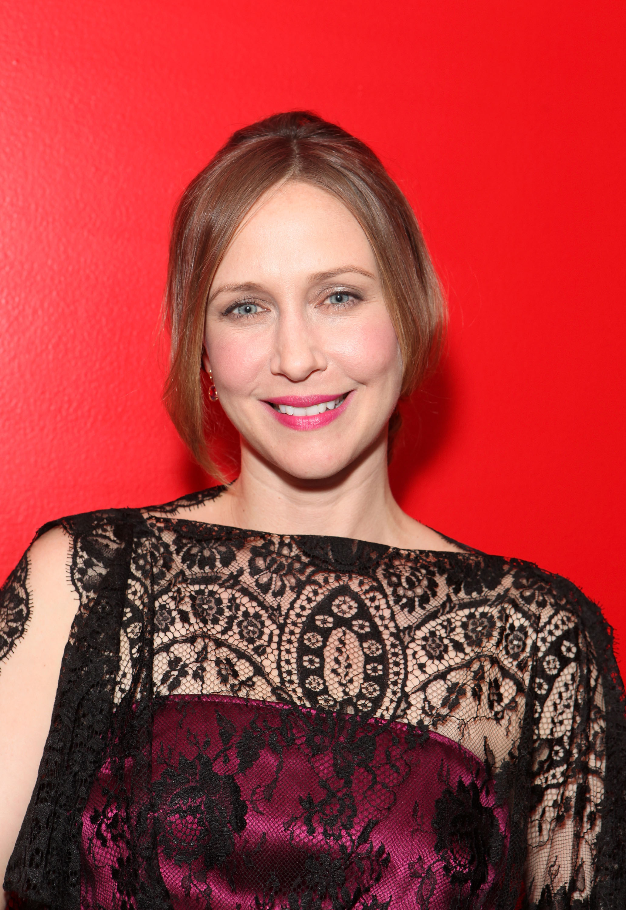 Vera Farmiga photo #990960 | Celebs-Place.com