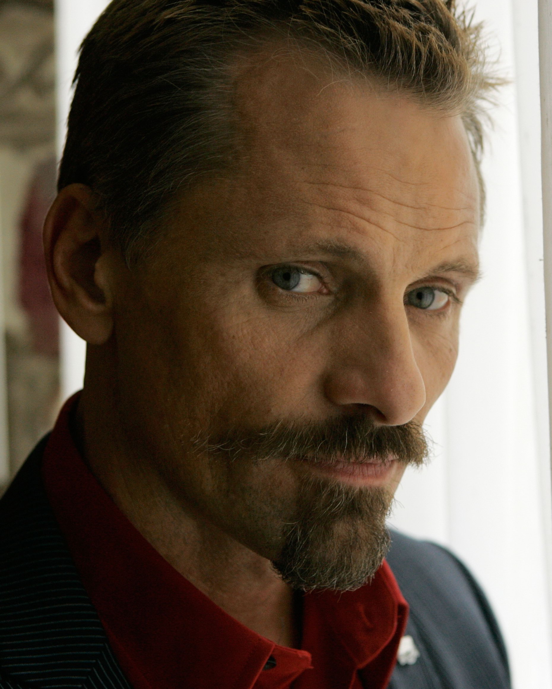 Viggo Mortensen photo #84871