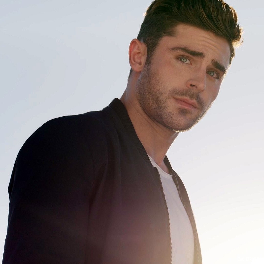 Zac Efron photo #775198