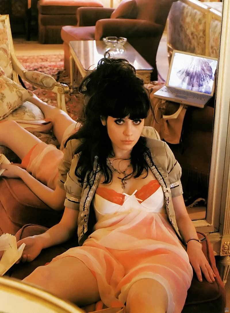 Zooey Deschanel photo #227032