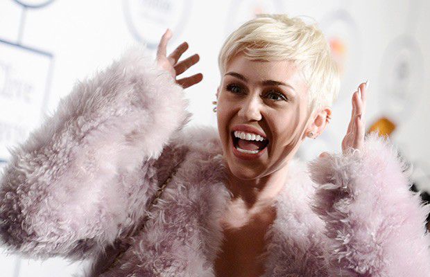 Teeth Extraction was not Fun for Miley Cyrus