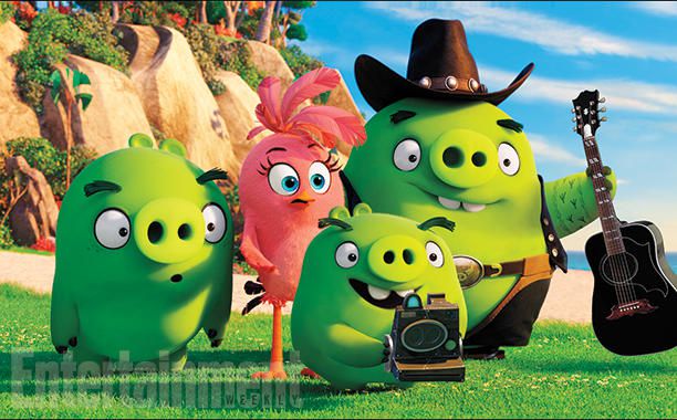 Pig Earl with Blake Shelton's Voice in The Angry Birds Movie