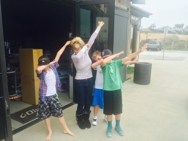 Britney Spears Showed Up With Her Sons in Hilarious Snap