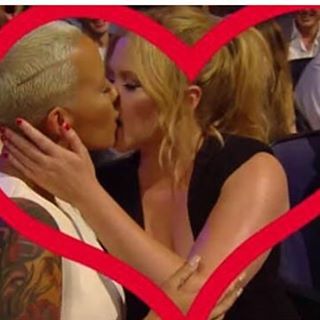 Amy Schumer Posts Throwback to Memorable Kiss With Amber Rose at Last Yearâ€™s MTV Movie Awards