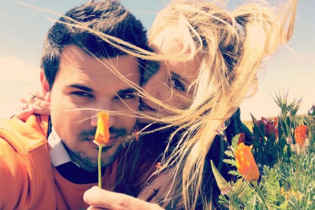 Taylor Lautner And Billie Lourd In A Poppy Reserve