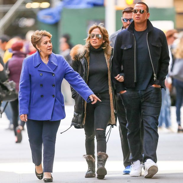 Jennifer Lopez and Alex Rodriguez Hold Hands During Spring Date With Her Mom