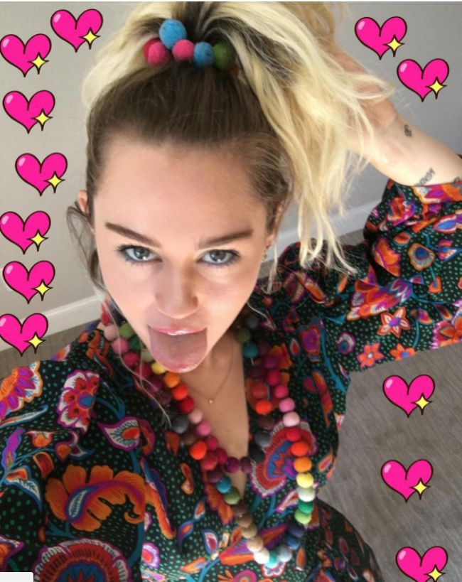 New Song Of Miley Cyrus Is About Liam Hemsworth