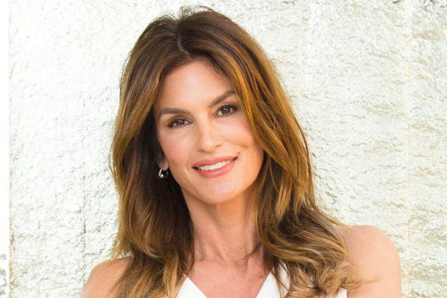 A Piece Of Clothing Cindy Crawford Wouldn't Wear 'In A Million Years'