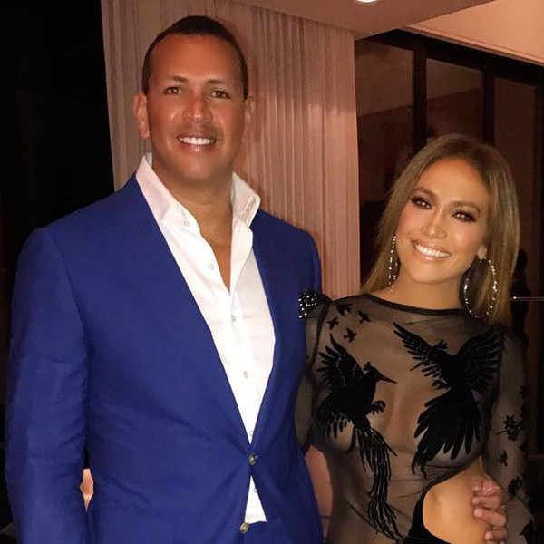 Jennifer Lopez Thanks Alex Rodriguez For His Support With Hurricane Relief