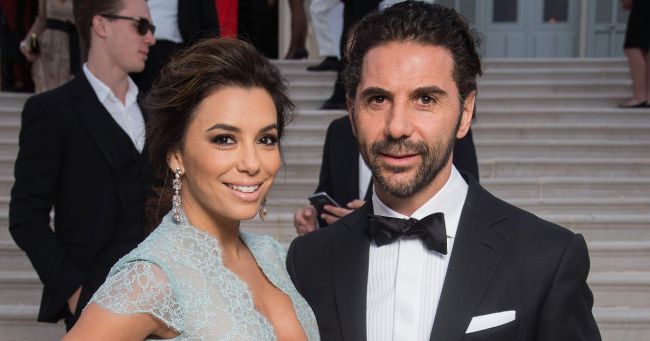 42-year-old Eva Longoria is waiting for the first child