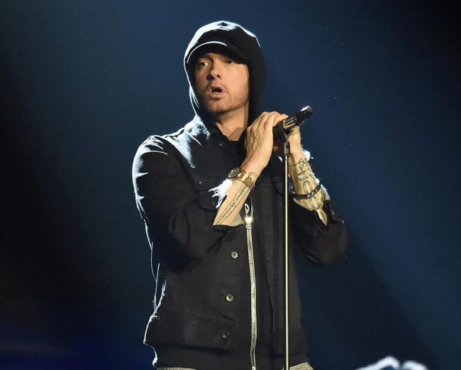 Eminem used the gay dating service after a divorce