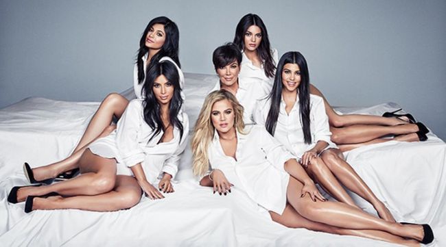 Kardashian sisters intend to close their boutiques