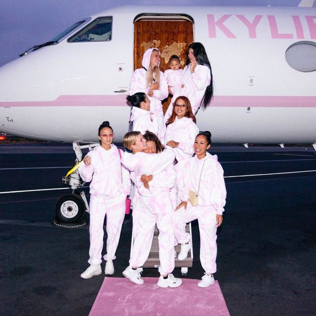 Kylie Jenner showed off her plane
