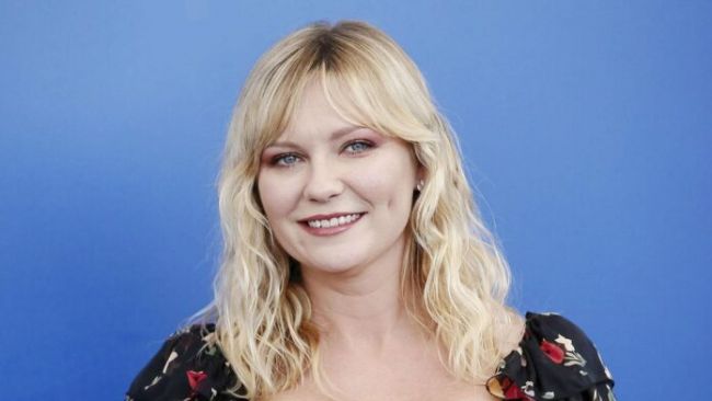 Kirsten Dunst showed her son for the first time