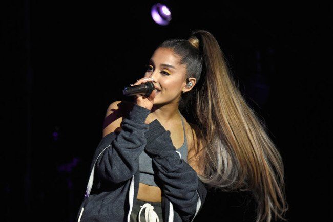 Ariana Grande has canceled a fan meeting due to psychological problems