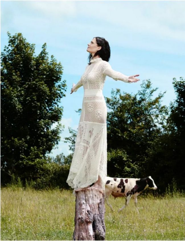 Eva Green graced the cover of LE FIGARO fashion magazine