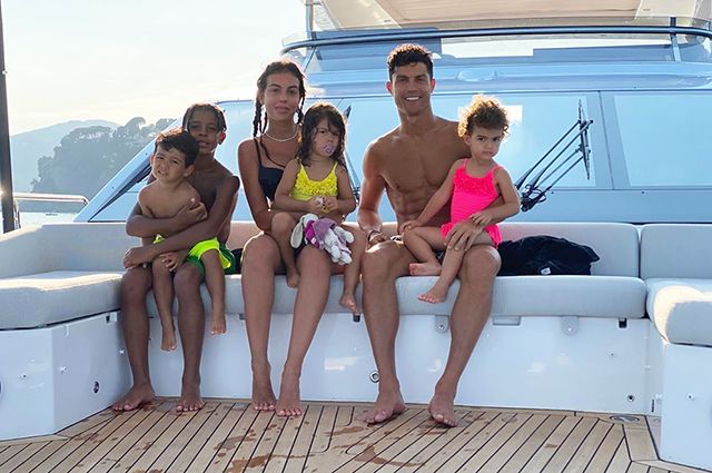 Cristiano Ronaldo on a yacht with children
