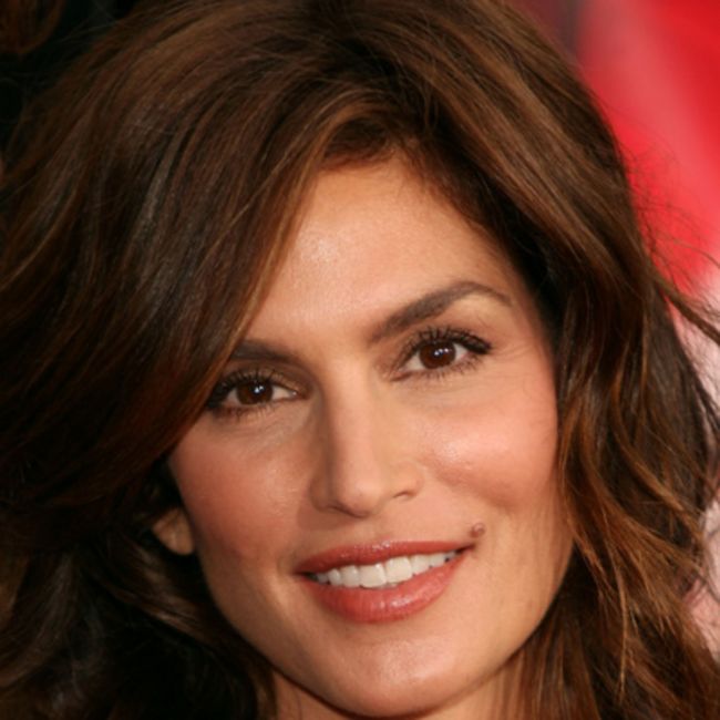 Cindy Crawford posted rare selfies with her husband