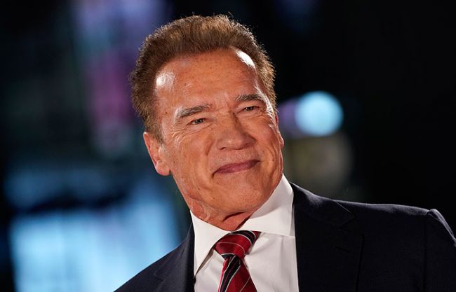 Arnold Schwarzenegger has called for a vaccination with a phrase from The Terminator