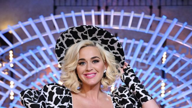 Katy Perry says she stopped shaving her legs after giving birth