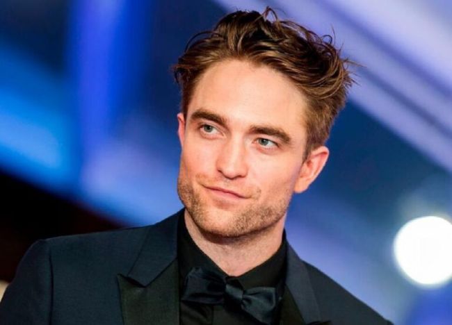 Robert Pattinson signs a big contract with Warner Bros. and HBO 